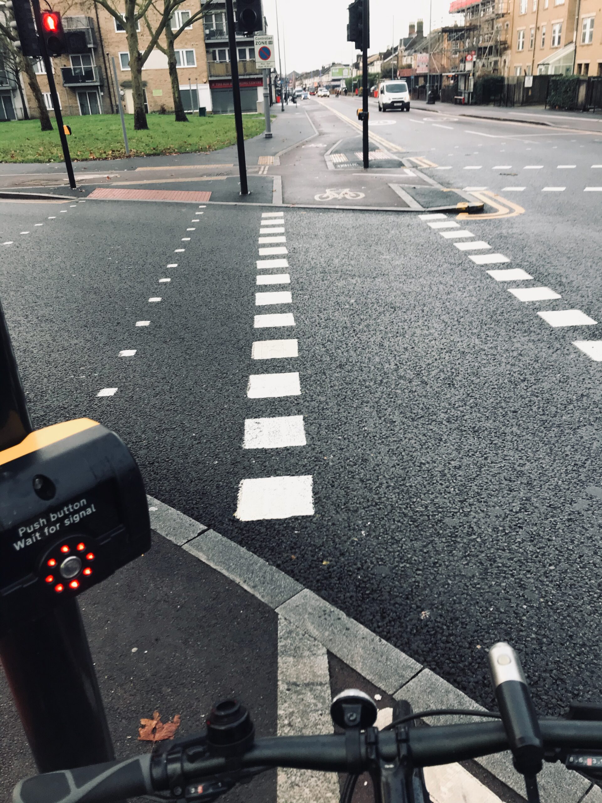 Leyton green road junction - cyclists' light